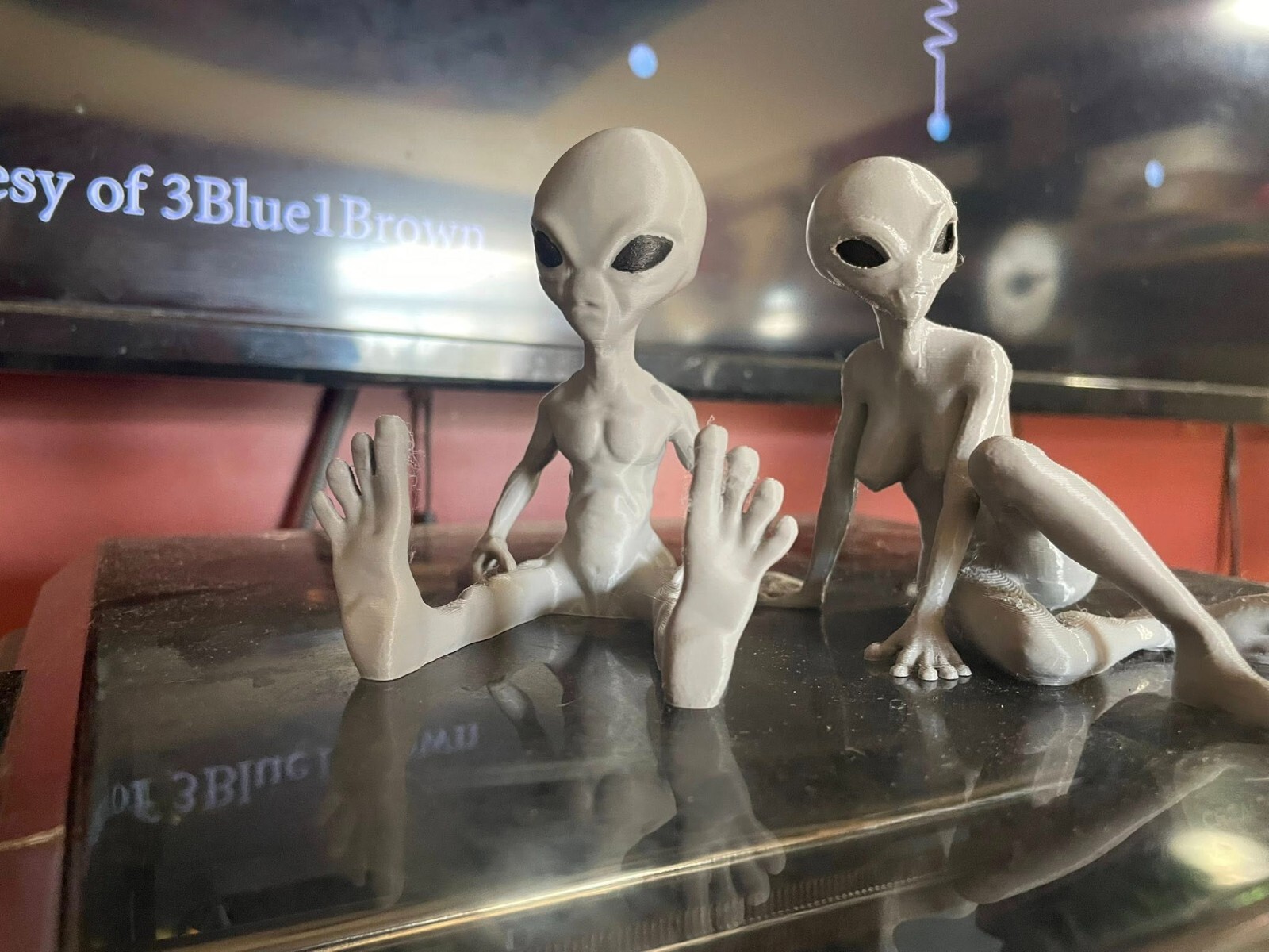 Alien Action Figure Set! 4" Tall In Their sitting position | eBay