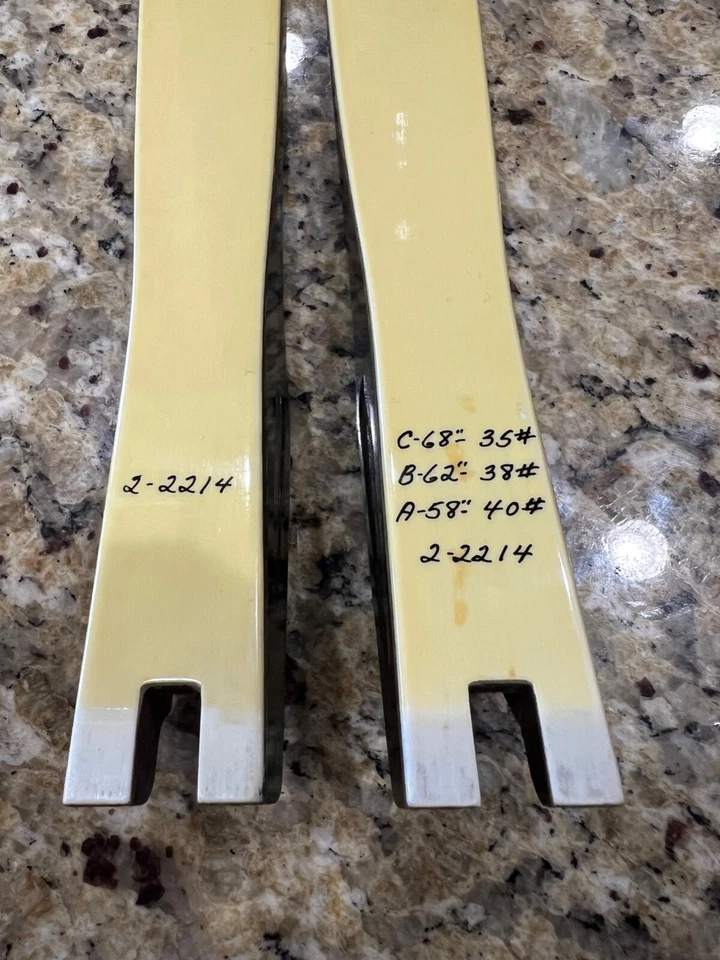 Oso Takedown Extremidades Recurvas Raras Hoyuelos Blanco Grayling Temprano 35-40 Foto 2 de 4