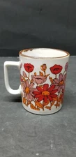 VTG STYLECRAFT RED and LAVENDER FLORAL COFFEE CUP #1293c