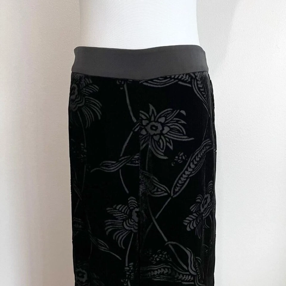 NWOT TED BAKER BETTIAT BLACK FLORAL VELVET WIDE LEG PALAZZO FLOWY PANTS - L - Image 4 of 4