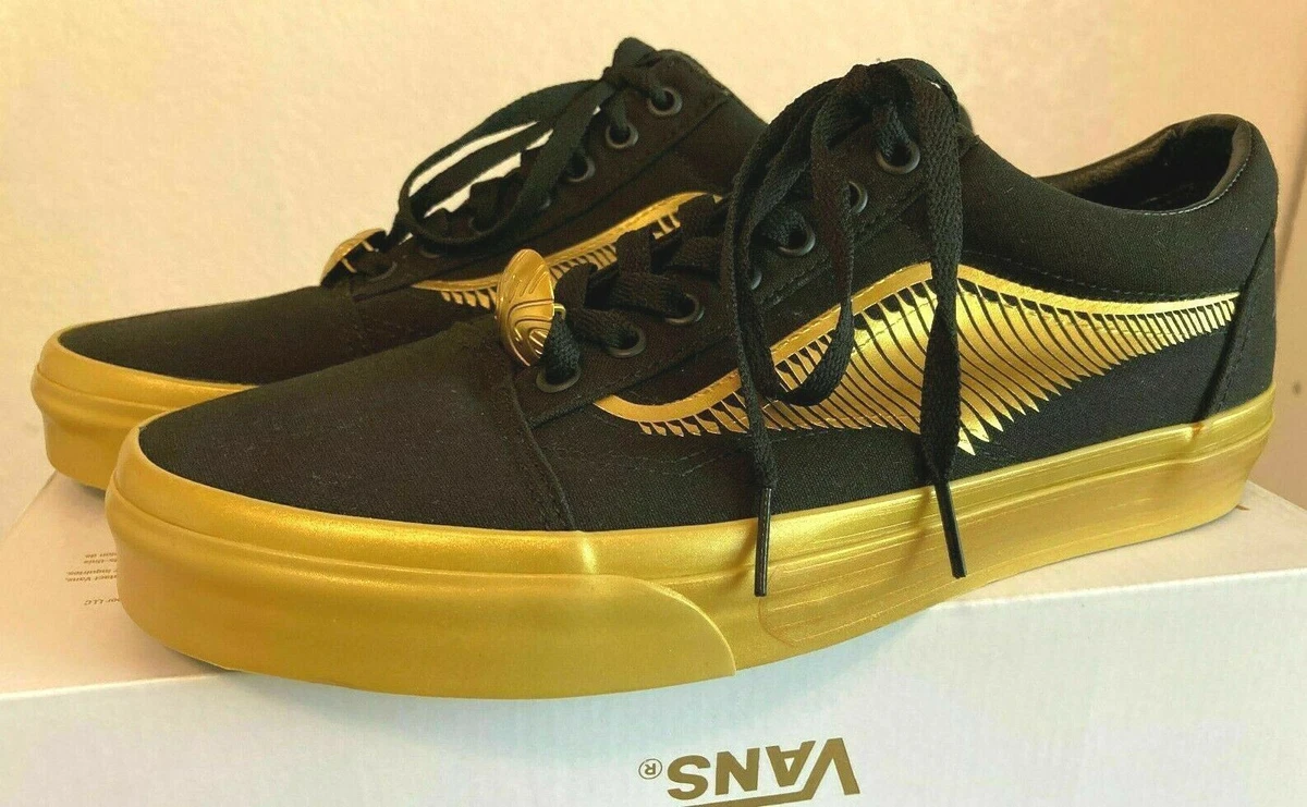 Vans x harry potter old hotsell skool golden snitch skate shoe
