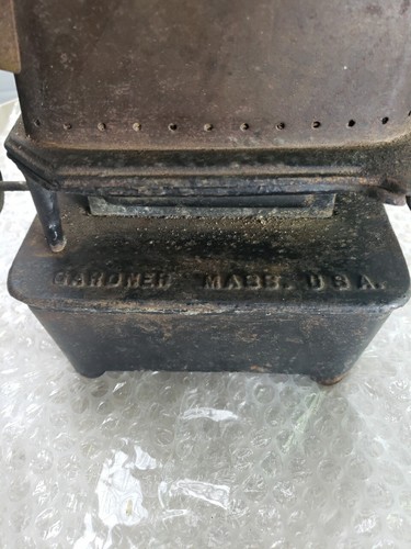 Union Kerosene Sad Iron Heater Stove W/ Double Burner - Picture 10 of 24