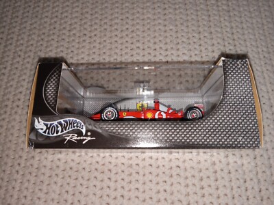 Lot - MATTEL / HotWheels Racing Collection Figurine de collection