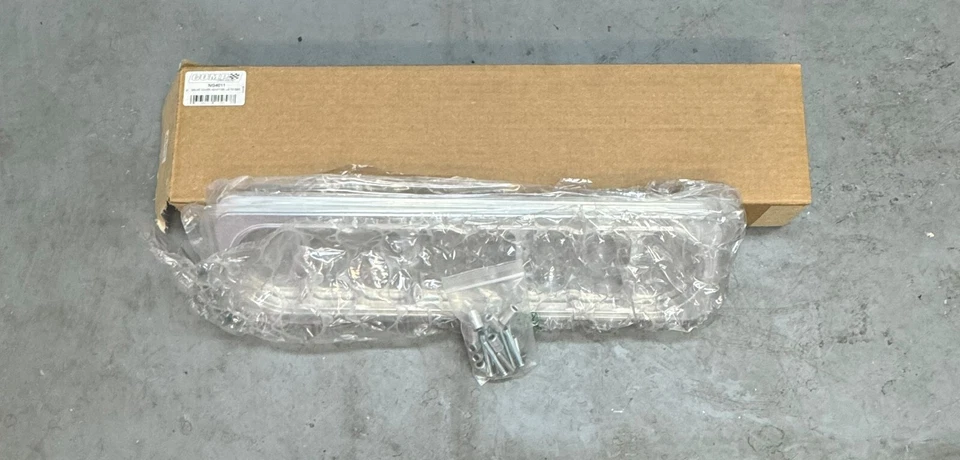 Separadores y adaptadores de cubierta de válvula de levas COMP N.º de parte: NG4011 Foto 3 de 3