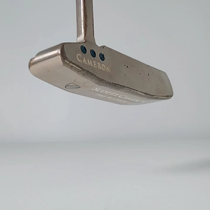 Scotty Cameron CHAMPION CHOICE NEWPORT BUTTON BACK 33 pouces putter Scotty Cameron CHAMPION CHOICE NEWPORT BUTTON BACK 33 pouces putter