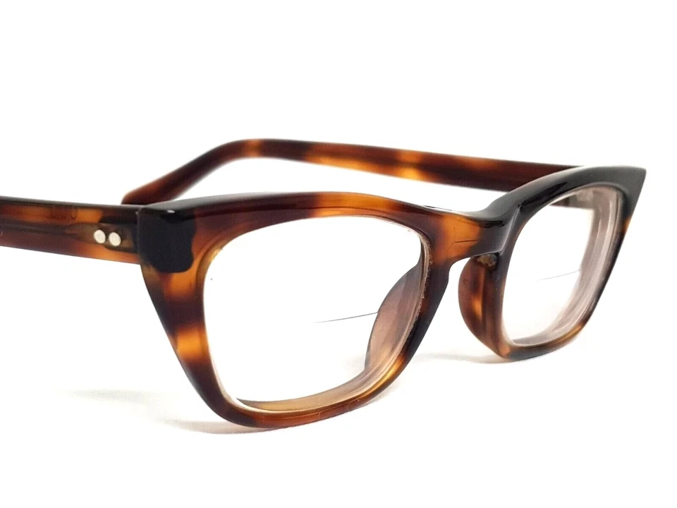 Vtg 60s Amber Womens Cat Eye frames UOC eyeglasses Tortoise frame glasses Small - Image 2 of 4