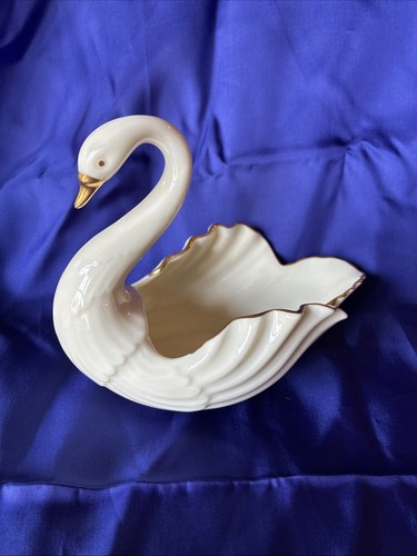 vintage Lenox cream porcelain swan trinket dish with 24kt gold trim