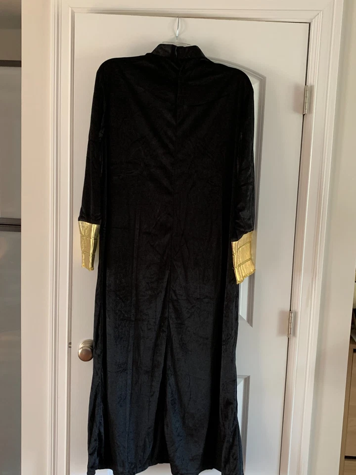 FORUM NOVELTIES INC. #60442 'FARAÓN' ADULTO PECHO TALLA 42 NEGRO, DORADO USADO Foto 3 de 4