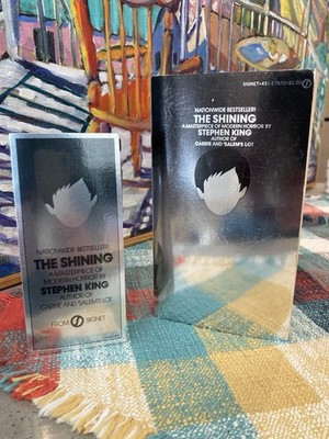 LIKE NEW!!! Stephen King The Shining TRUE 1st Edition (+ Bookmark) $2.50 SIGNET