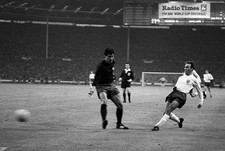 Jimmy Greaves shoots ballpast a Mexican defender during Englan- 1966 Old Photo
