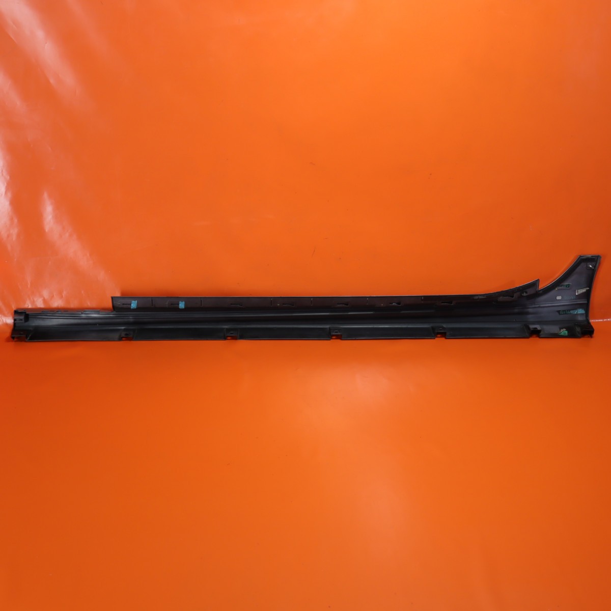 MASERATI GHIBLI ROCKER MOLDING RIGHT PASSENGER 2014 2015 2016 2017 670010791 OEM