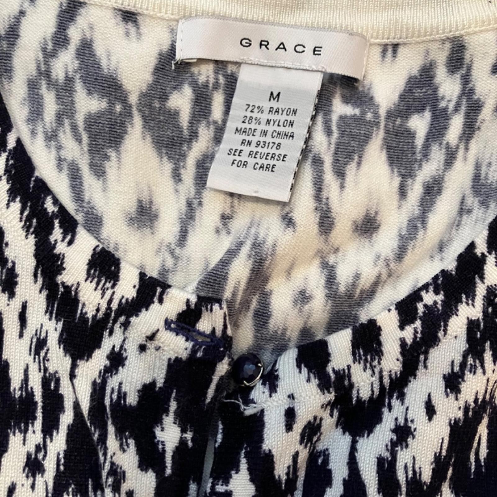 GRACE Button Down 3/4 Sleeve Patterned Fitted Swe… - image 2