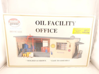 *READ* Model Power HO Scale 310 Oil Facility Office Building Kit Train Layout