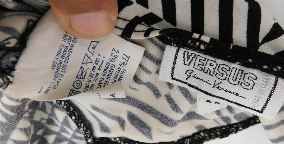 Traje de baño Versus Versace vintage negro blanco mod estampado de flores talla 12 Foto 3 de 3