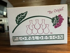 The Original Floral Design 18 Clustered Flower Frog Joined Glass Bud Vase Vtg