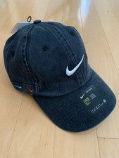 nike kyrie friends cap