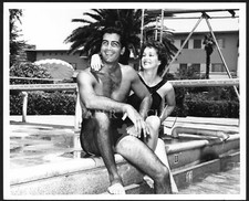 RAY DANTON & JULIE ADAMS Original Movie Press Photo Candid at Swimming Pool 1978
