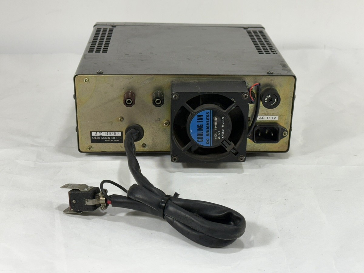 YAESU  FT-757SXⅡと電源FP-700S YAESU FT-757SXⅡと電源FP-700S