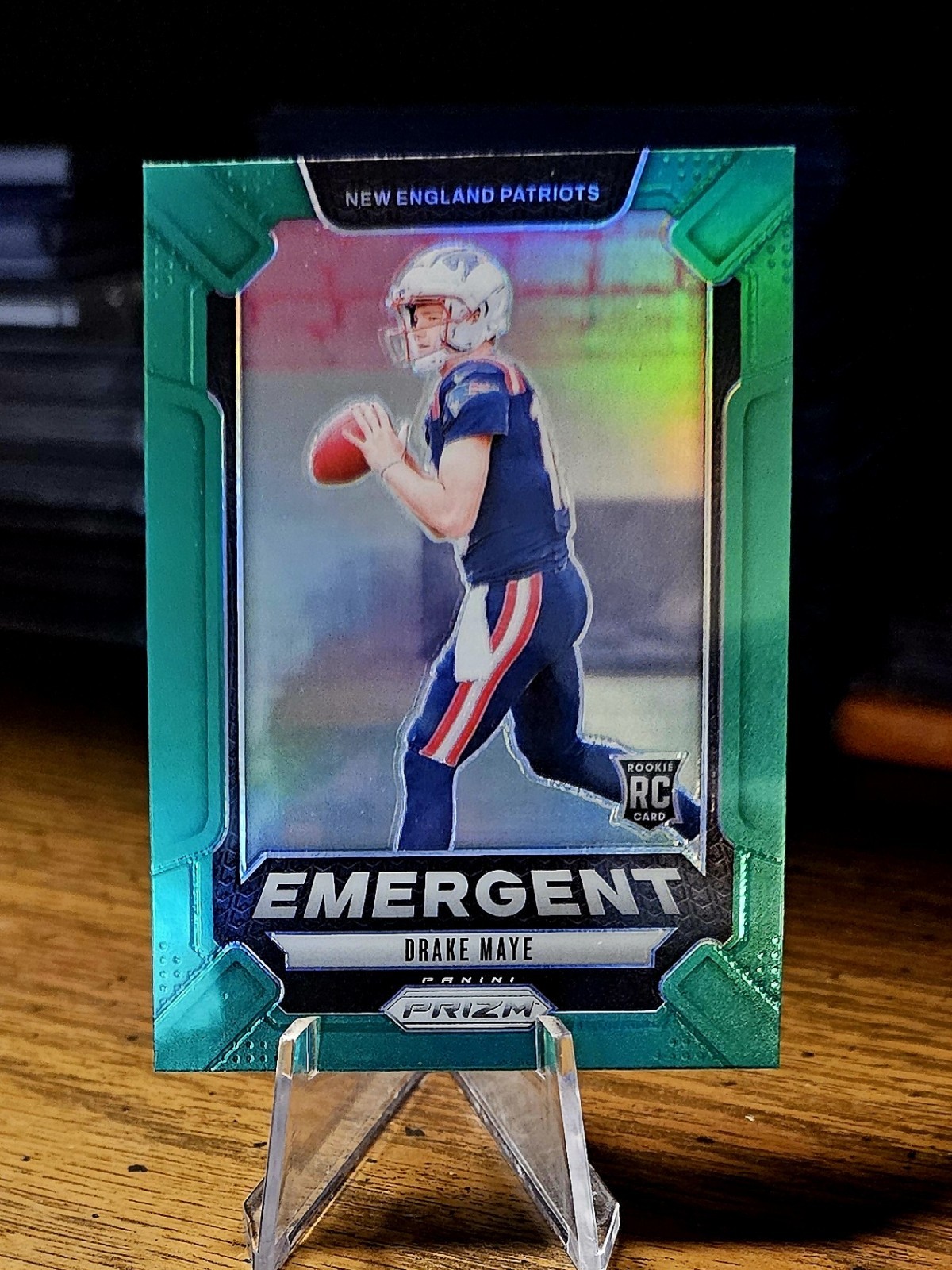2024 Panini Prizm Drake Maye Green Emergent RC #4 New England Patriots