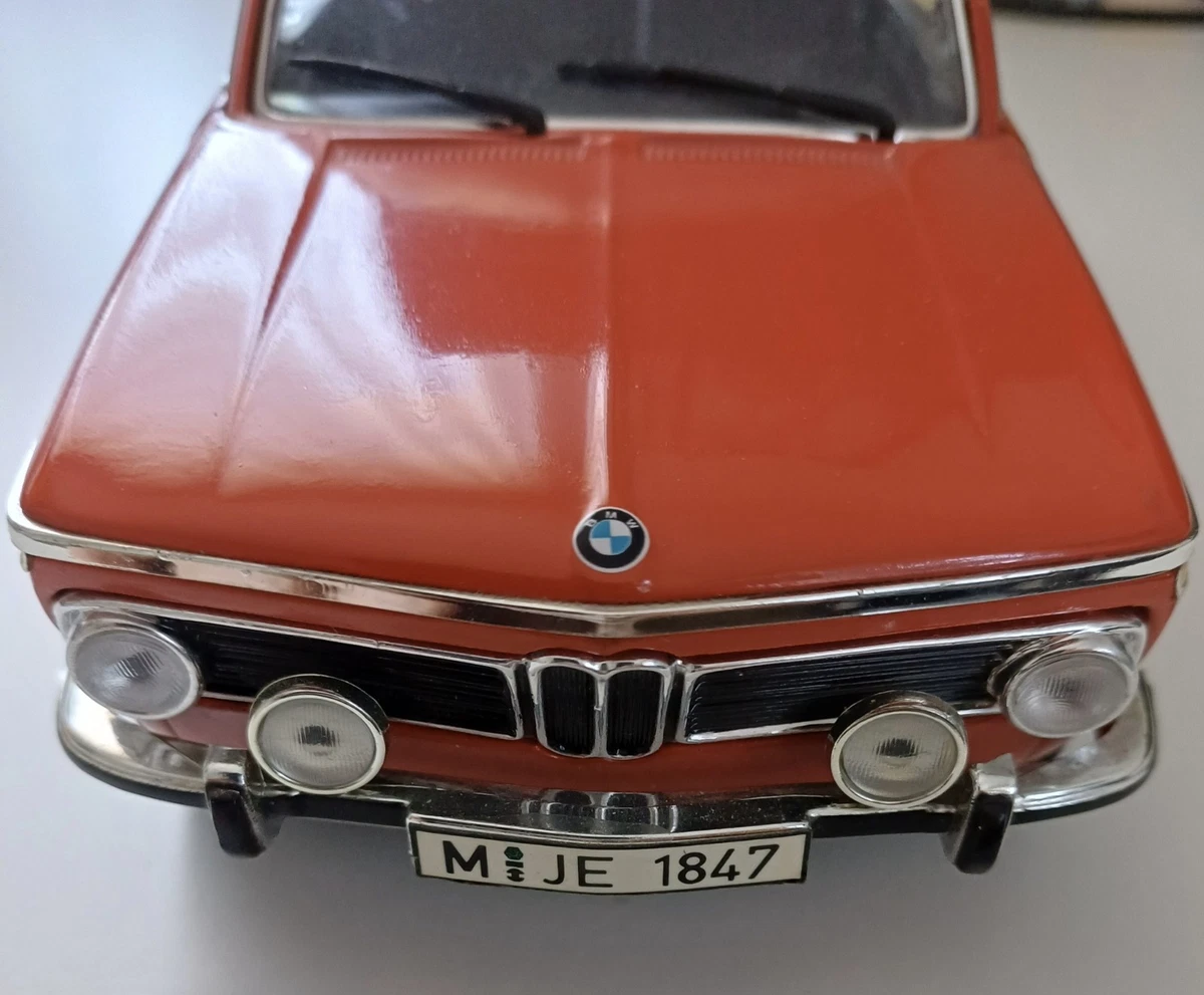 BMW 2002 Tii 1974 Rouge Foncé – Miniature 1/18 KK-Scale – Métal – Collection