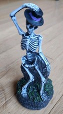Halloween Decor Skeleton on Tombstone Figurin...