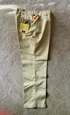 New Dockers Plain Front Men's proStyle.khaki Pants Size 36X32 - Image 1 of 4