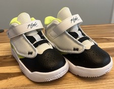Nike Air Jordan Max Aura 4 Toddler Sz 7C Platinum Tint/Black-Volt DV3177-017