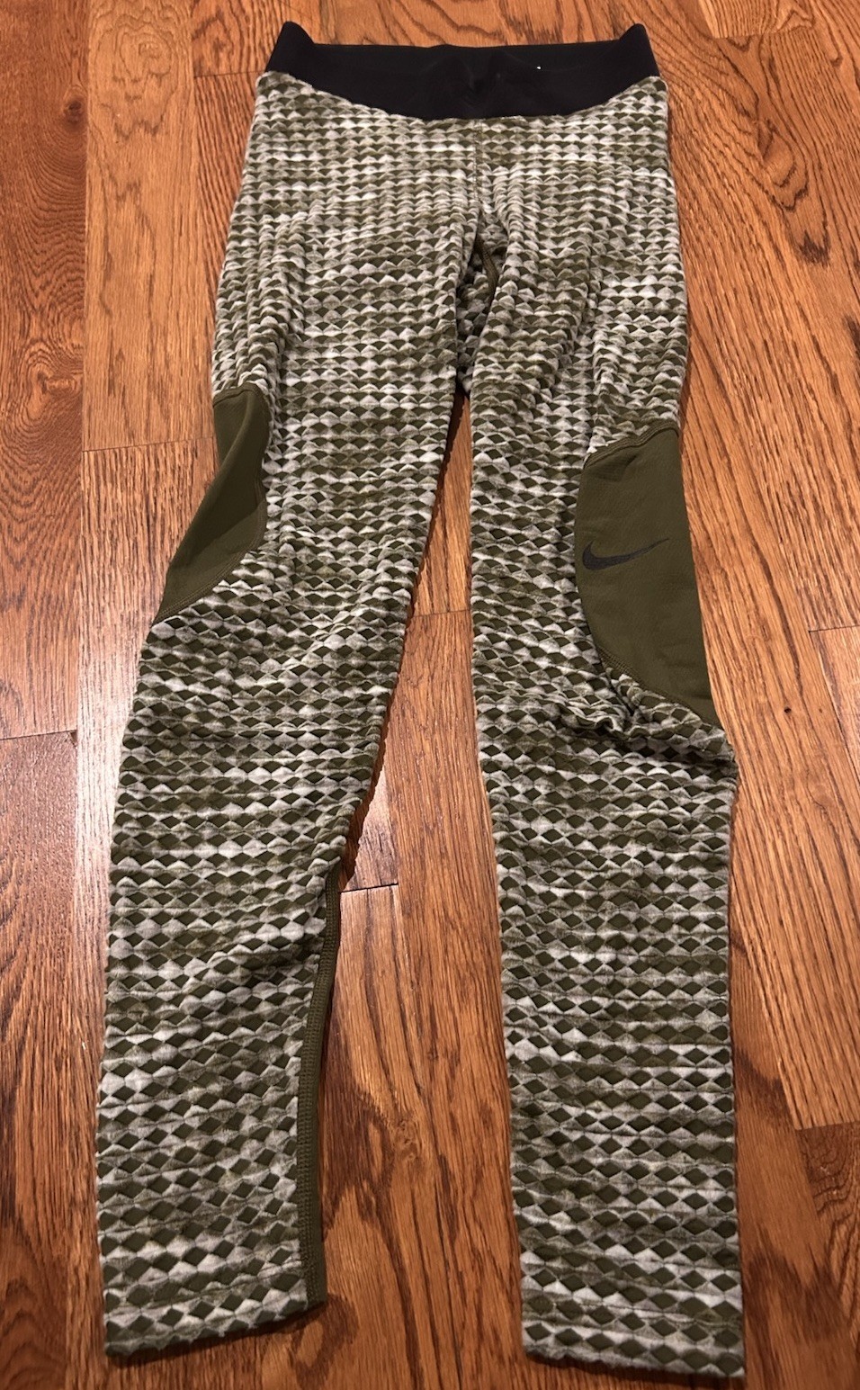 Nike Pro Hyperwarm Fleece Leggings for Women in Green Size Small  