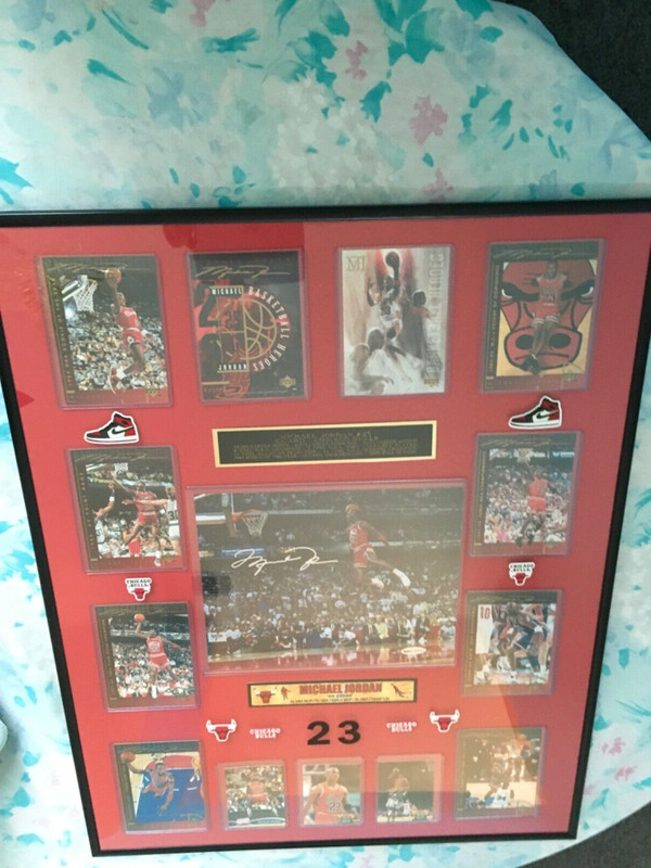 Michael Jordan Chicago Bulls  autographed 8x10 Upper Deck Authenticated COA