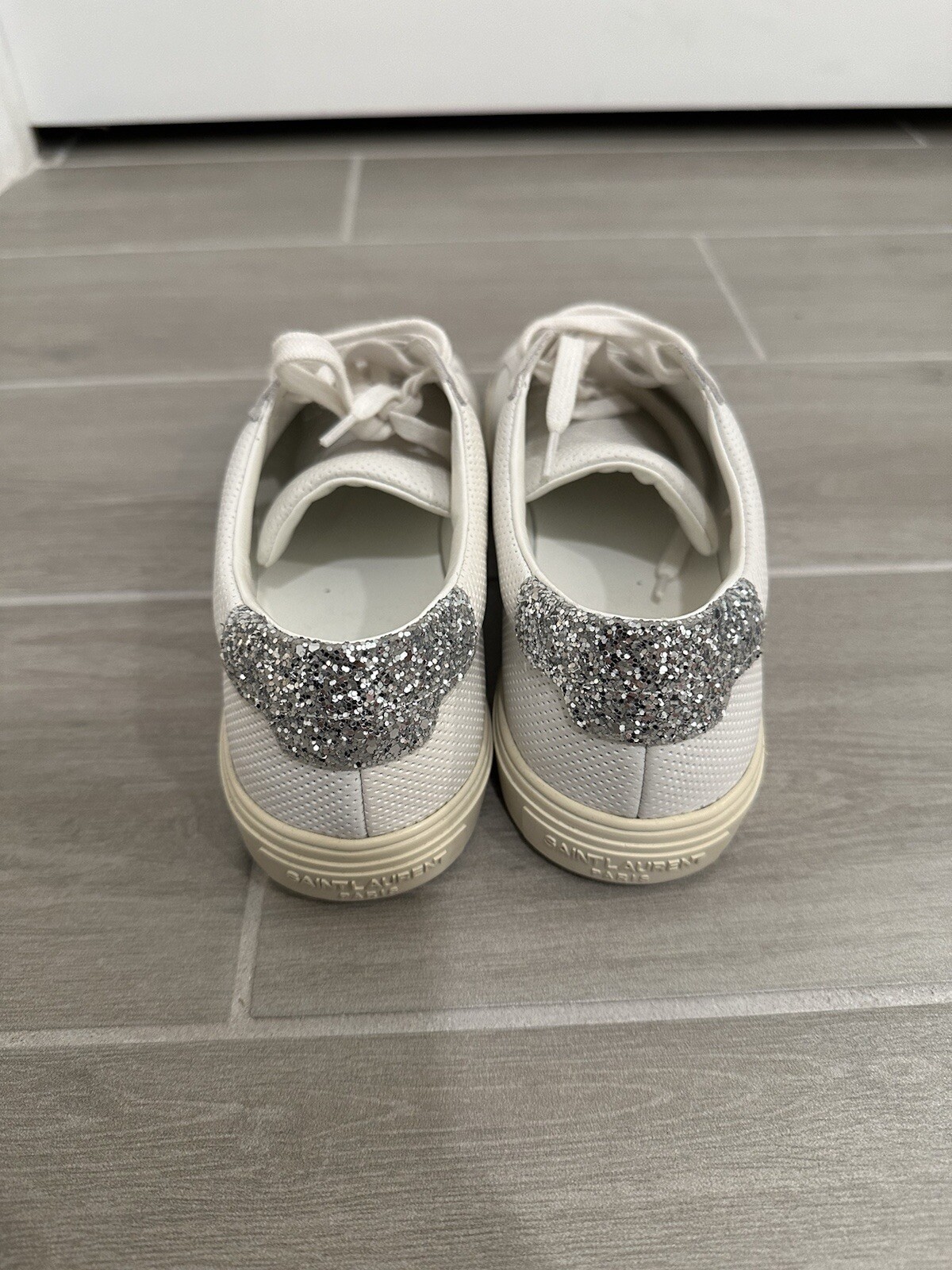 Sneakers basse SAINT LAURENT in pelle di vitello traforata glitter Andy taglia 36 EU