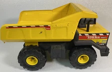 Vintage Tonka Mighty Dump Truck 768 Big 17” Long Yellow 1999 Metal Toy Truck.