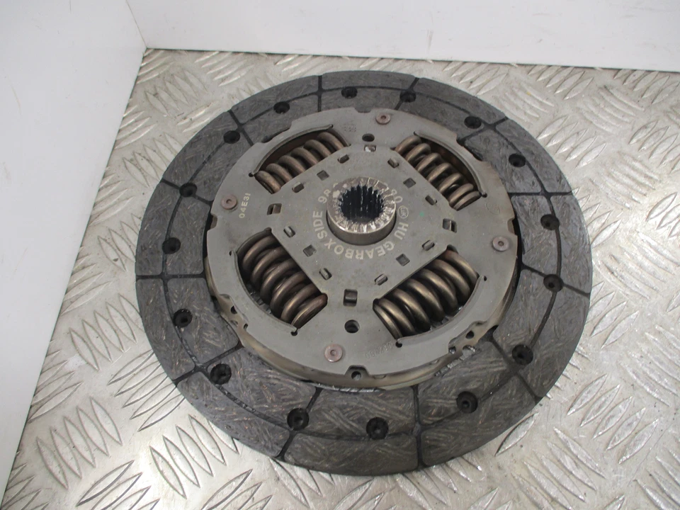 Peugeot Boxer 2.0 Euro 6. Flywheel & Clutch 9805856680/9805856580/9837181780 - Image 2 of 4