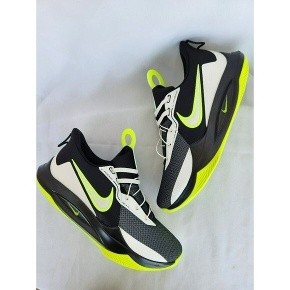 Nike Precision VI　バッシュ Amazon.com | Nike Men's Precision VI Flyease Black