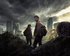 Pedro Pascal 8x10 Photo WM