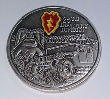 25th Infantry Division 'Light Fighters' Military Challenge Coin — listing 5