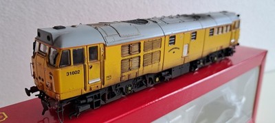 Hornby Class 31 Network Rail Yellow. Weathered.