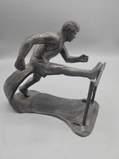 Michael Ricker Pewter Skulpture Figure Track Running Hurdles Hurdler 