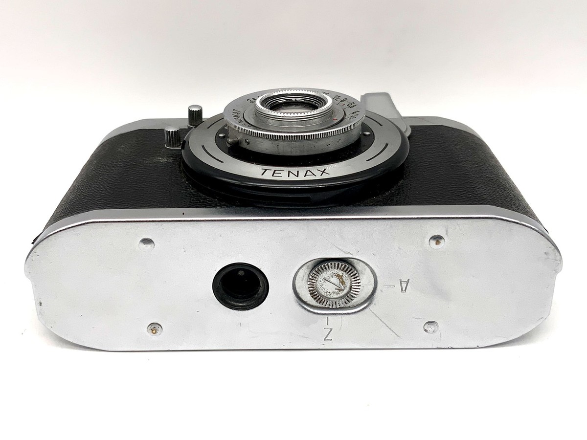 Zeiss Ikon Tenax Compact Camera With Novonar Anastigmat 3.5/35mm V