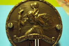 Saint chritophe avec blazon autrichien emaillé