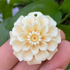 Natural Genuine Tagua Nut flowers Hand Carved Decoration reiki healing 1pc