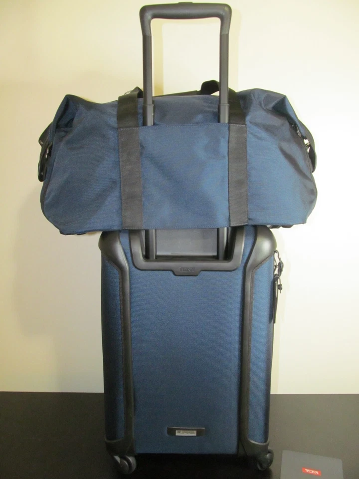 TUMI luggage Set, Alpha G4.5 Navy Carry On Spinner & Matching Weekend Duffle-NWT - Image 2 of 4