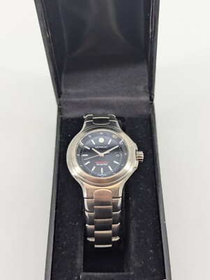 Movado Serie 800 Edelstahl Damen Uhr