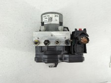 2015-2015 Buick Encore Abs Pump Control Module Y73iw 2015-2015 Buick Encore Abs Pump Control Module Y73iw