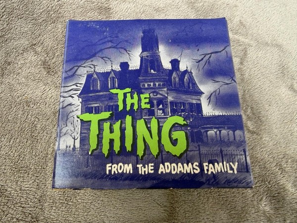 1965 The Addams Family - The Thing  -  Buscado y difícil  Juego en caja sin Uso