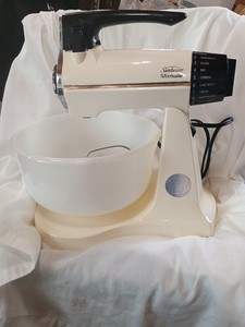 Vintage Sunbeam Mixmaster 60th Anniversary Limited Edition Fireking Bowl Works