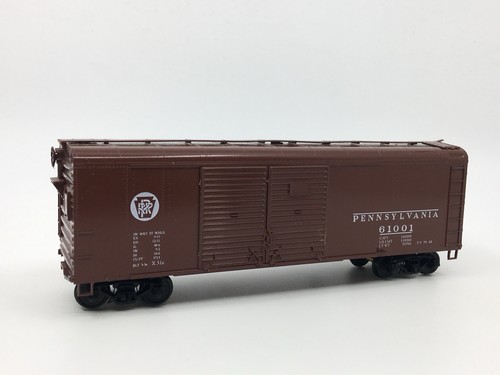 Coche de carga HO Bowser Pennsylvania 40’ doble puerta techo redondo PRR #61001 | Zustand: Used