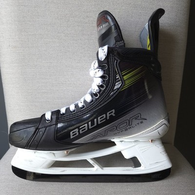 Bauer HyperLite 2 Hockey Skates 9.5 Fit 1 Very Good Condition BladeTech Steel