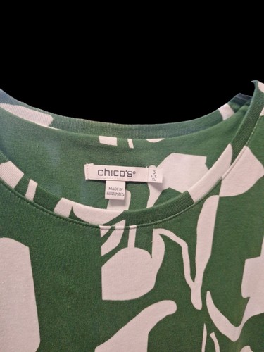 chicos size 3 Shirt Green Abstract
