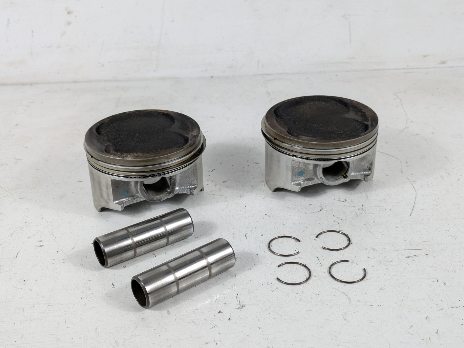 Suzuki SV650 Piston Kit 1999-2002 with Wrist Pins & Clips