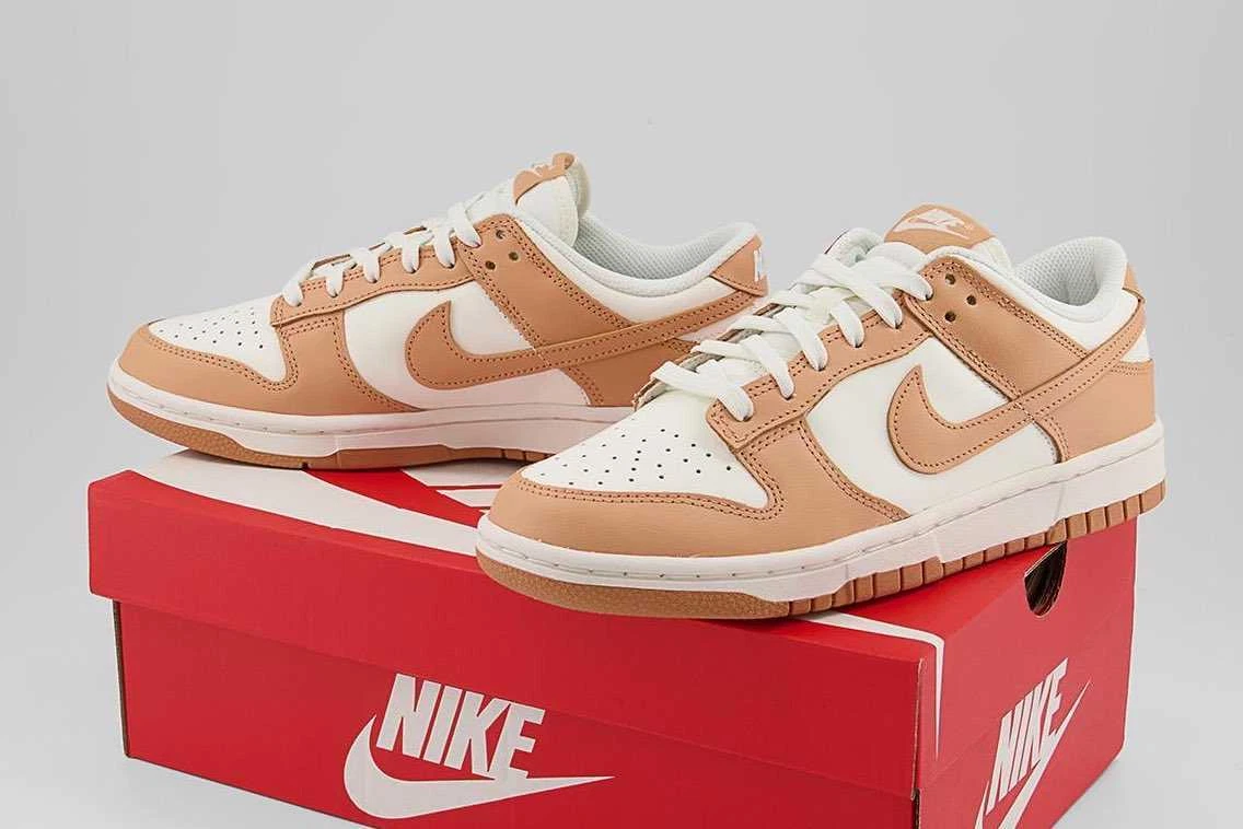 nike dunk low wmns harvest moon